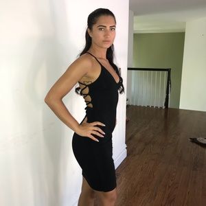 BLACK HELLO MOLLY MINI DRESS